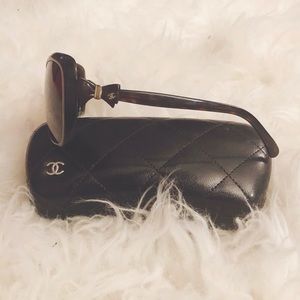 CHANEL Sunglasses w/ Bow - model #5171